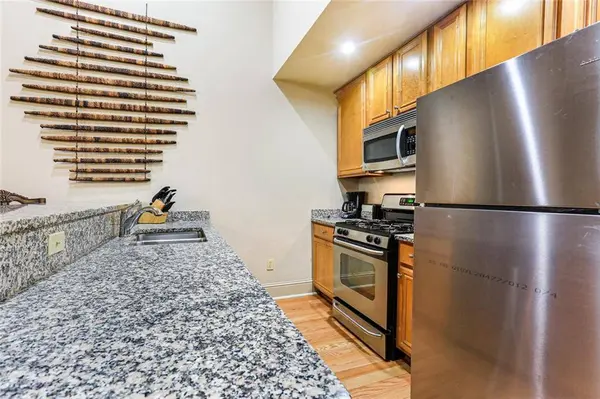 8416 OAK ST #F, New Orleans, LA 70118