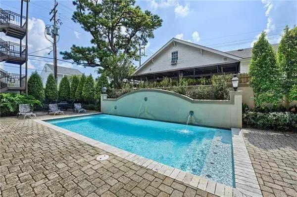 8416 OAK ST #F, New Orleans, LA 70118