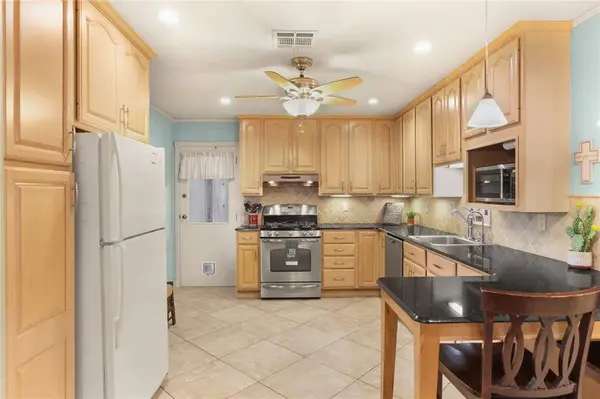 518 MELROSE DR, La Place, LA 70068