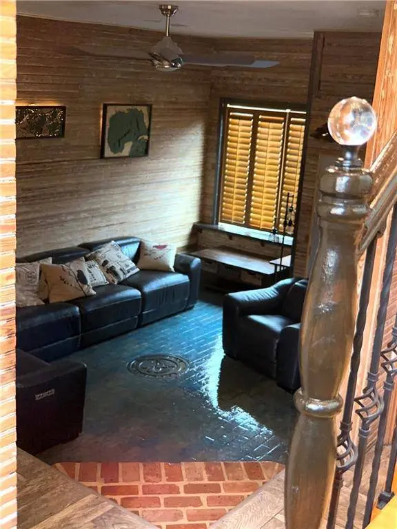 2112 BARONNE ST #A, New Orleans, LA 70113