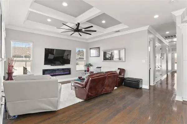 5323 WICKFIELD DR, New Orleans, LA 70122