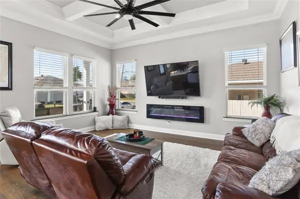 5323 WICKFIELD DR, New Orleans, LA 70122