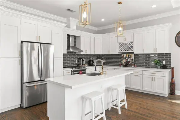 5323 WICKFIELD DR, New Orleans, LA 70122