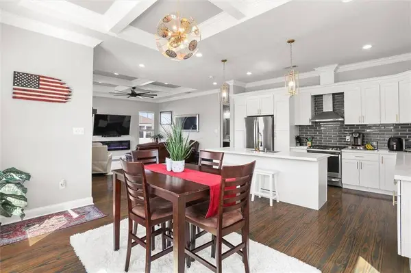 5323 WICKFIELD DR, New Orleans, LA 70122