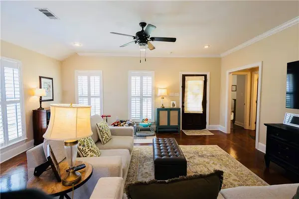 333 LAFAYETTE ST, Gretna, LA 70053