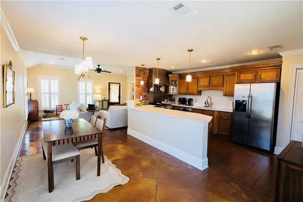 333 LAFAYETTE ST, Gretna, LA 70053