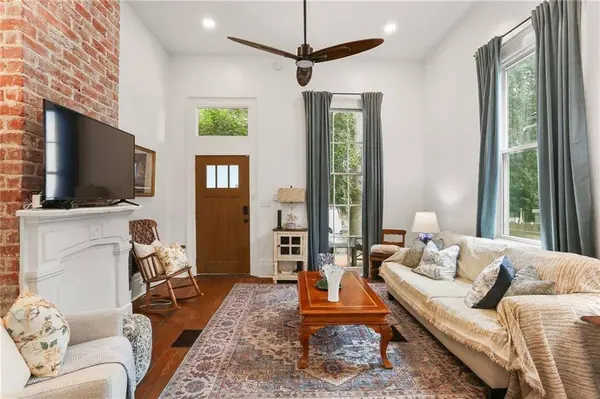 814 AUSTERLITZ ST #A, New Orleans, LA 70115