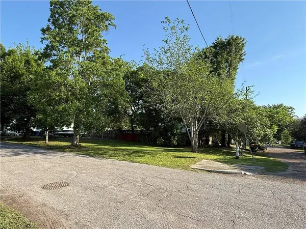 400 TUPELO ST, New Orleans, LA 70117