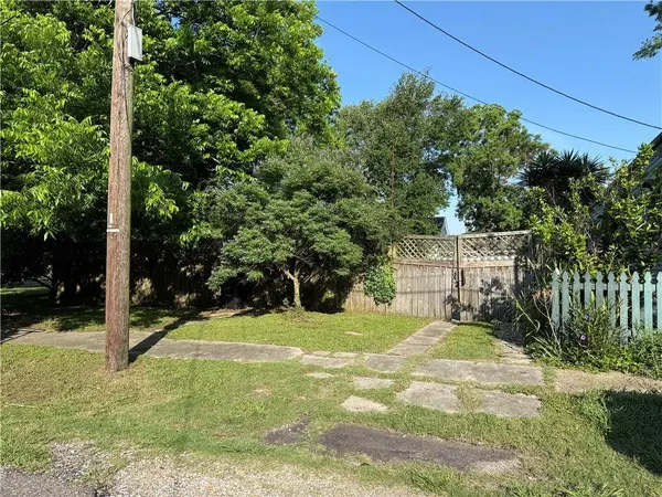 400 TUPELO ST, New Orleans, LA 70117