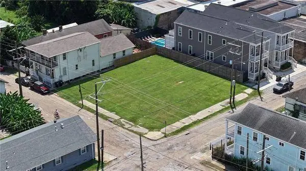 642 SAINT JAMES ST, New Orleans, LA 70130