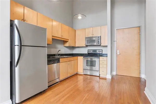 920 POEYFARRE ST #219, New Orleans, LA 70130