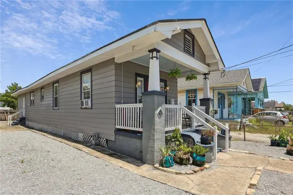 1734 CONGRESS ST, New Orleans, LA 70117
