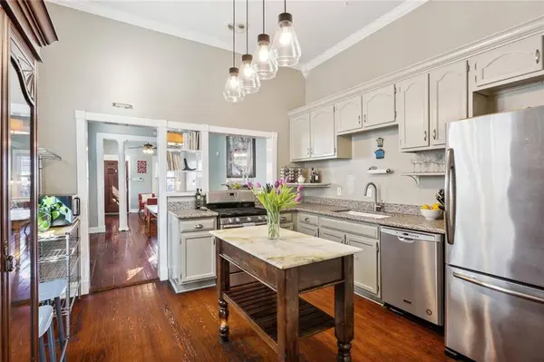 735 VALENCE ST, New Orleans, LA 70115