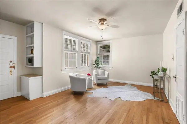 4239 ST CHARLES AVE #I, New Orleans, LA 70115