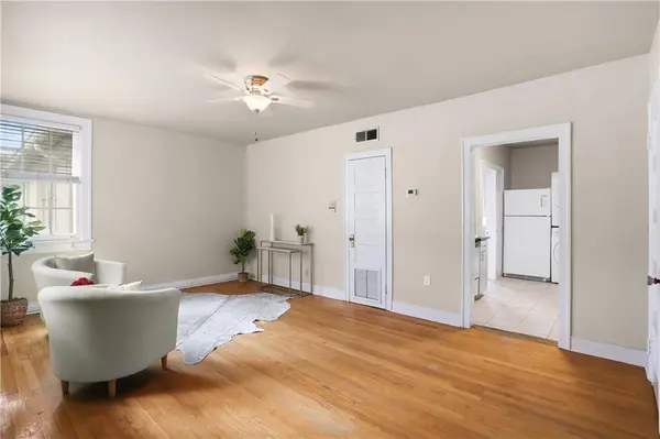 4239 ST CHARLES AVE #I, New Orleans, LA 70115