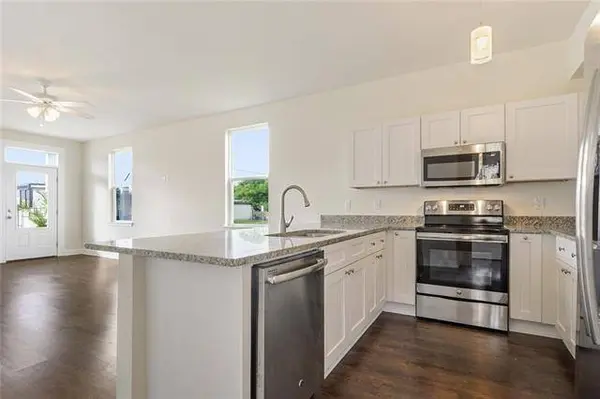 1826 EAGLE ST, New Orleans, LA 70118