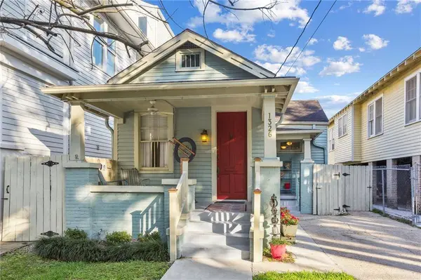 1326 LOWERLINE ST, New Orleans, LA 70118