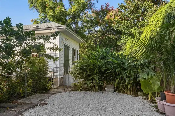 1024 MARTINIQUE ALY, New Orleans, LA 70117