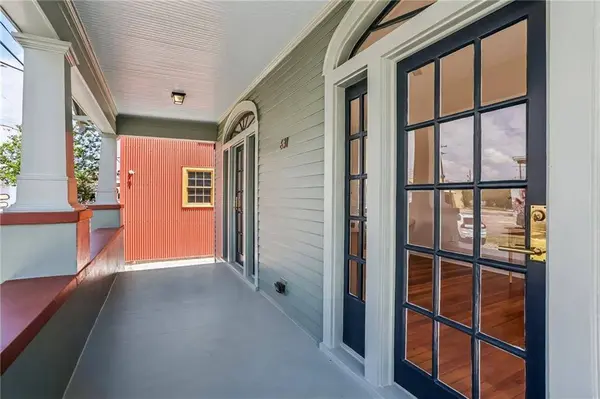 631 MONTEGUT ST, New Orleans, LA 70117