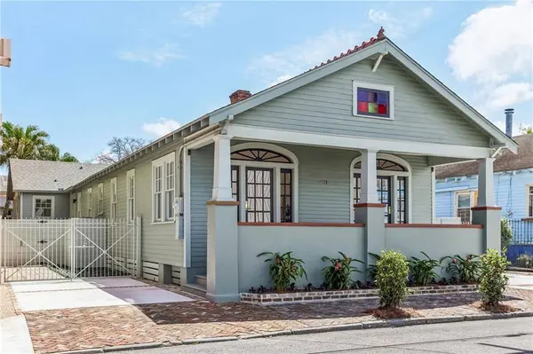 631 MONTEGUT ST, New Orleans, LA 70117