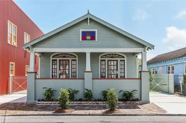 631 MONTEGUT ST, New Orleans, LA 70117