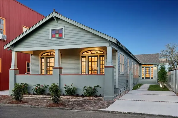 631 MONTEGUT ST, New Orleans, LA 70117