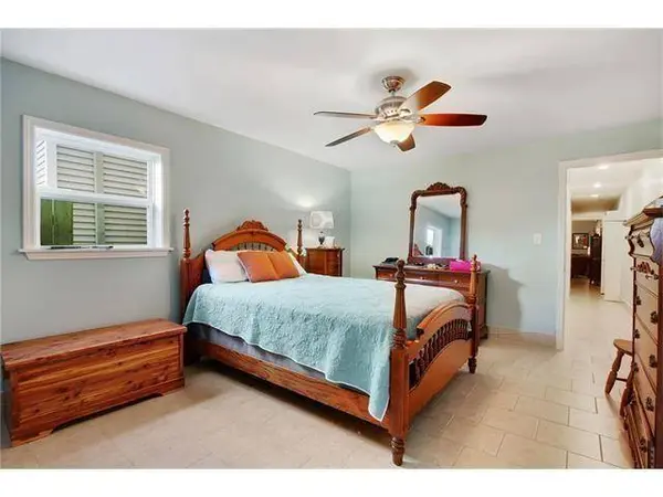 4044 BANKS ST, New Orleans, LA 70119