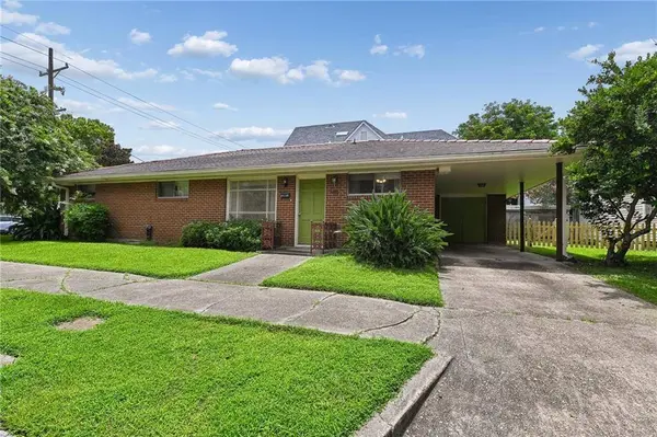 1400 DUFOSSAT ST, New Orleans, LA 70115