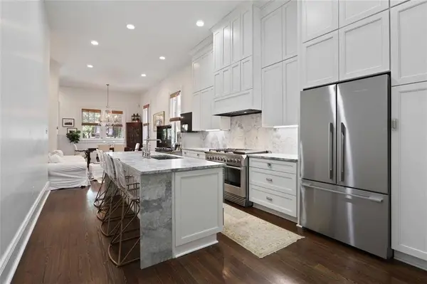 6027 LAUREL ST, New Orleans, LA 70118