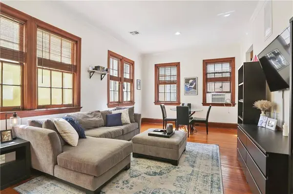 7014 SAINT CHARLES AVE #K, New Orleans, LA 70118