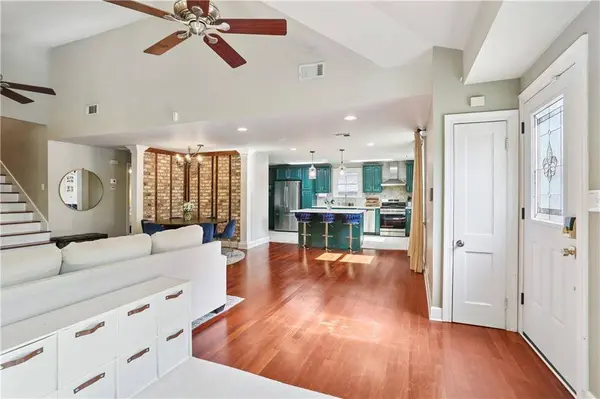 3924 STATE STREET DR, New Orleans, LA 70125