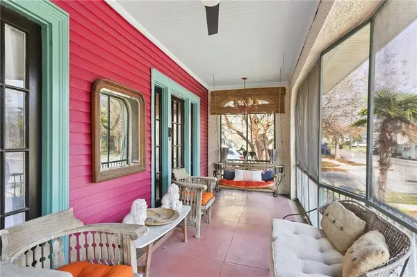 2738 CALHOUN ST, New Orleans, LA 70118