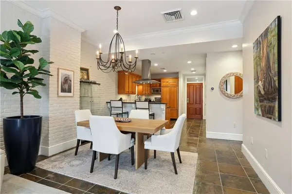 625 ST CHARLES AVE #10C, New Orleans, LA 70130