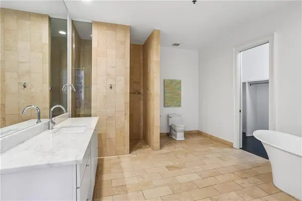 610 JOHN CHURCHILL CHASE ST #6, New Orleans, LA 70130