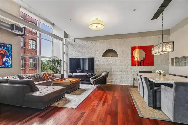 1111 S PETERS ST #405, New Orleans, LA 70130