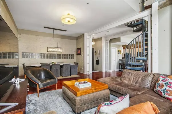 1111 S PETERS ST #405, New Orleans, LA 70130
