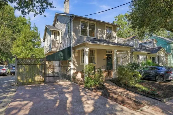 2324 PALMER AVE, New Orleans, LA 70118