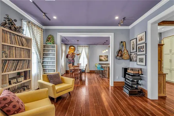 1705 BURGUNDY ST, New Orleans, LA 70116
