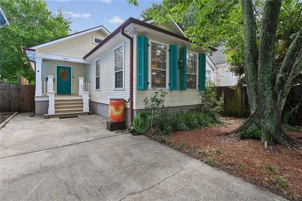 8215 BURTHE ST, New Orleans, LA 70118
