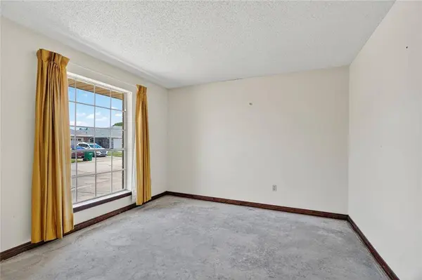 15 ANJOU DR, Kenner, LA 70065