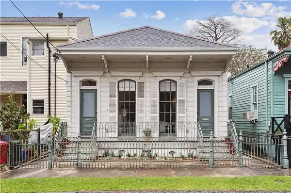 3521 ANNUNCIATION ST #A, New Orleans, LA 70115
