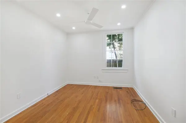 8205 MAPLE ST, New Orleans, LA 70118