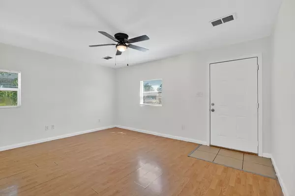 New Orleans, LA 70126,4522 Montegut Drive