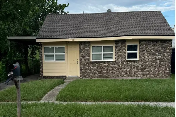5723 PAULINE DR, New Orleans, LA 70126