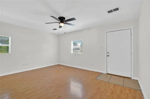 4522 MONTEGUT DR, New Orleans, LA 70126
