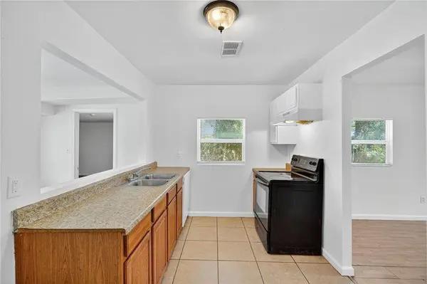 4522 MONTEGUT DR, New Orleans, LA 70126