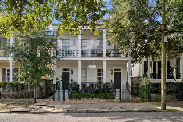 2906 PRYTANIA ST #102, New Orleans, LA 70115
