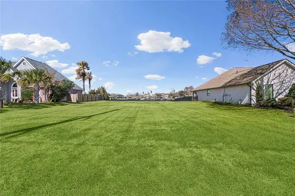 1016 CLIPPER DR, Slidell, LA 70458