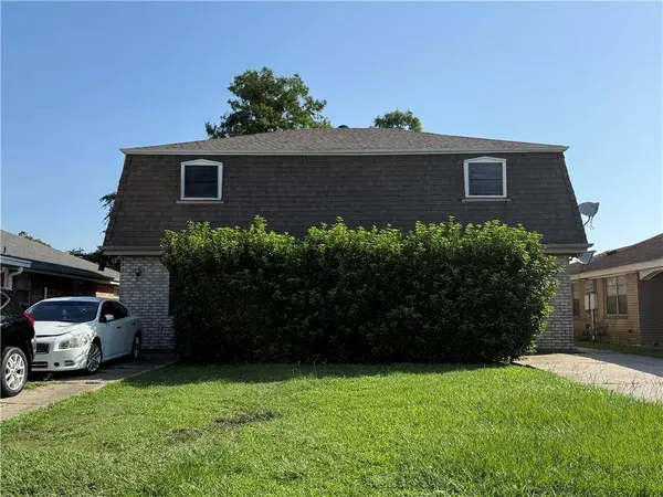 8509 11 DEERFIELD DR, Chalmette, LA 70043
