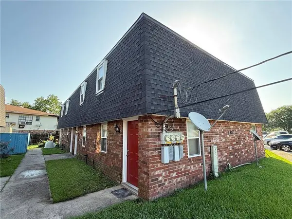 2911 E ST. BERNARD HWY, Meraux, LA 70075